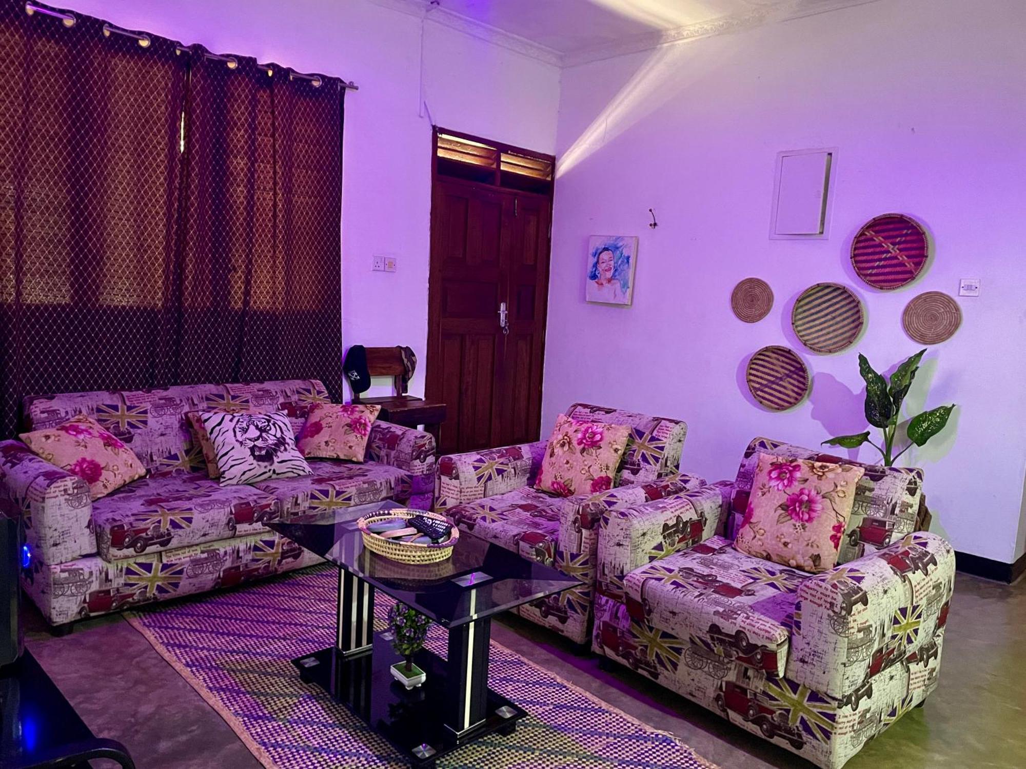Mambo & Jambo Homestay Mwanza Eksteriør bilde